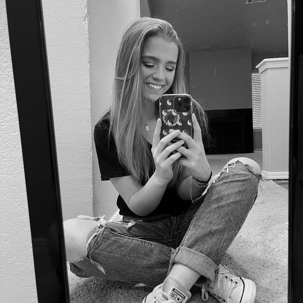 Meet your Posher, Baylee